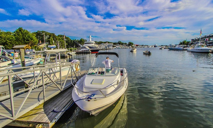 Falmouth Heights Hotel | InnSeason Resorts HarborWalk