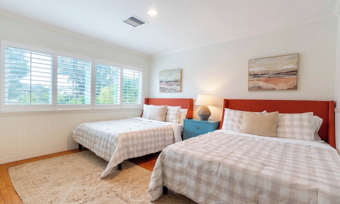 Fallbrook House | Inquire for August Discount at Country Paradise!