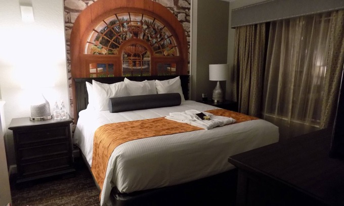 Lake Buena Vista Condo | INSIDE DISNEYWORLD 2 BDRM 2 BATH WYNDHAM BONNET CREEK+