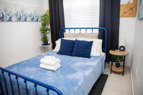 Naranja House | Insta Worthy Oasis