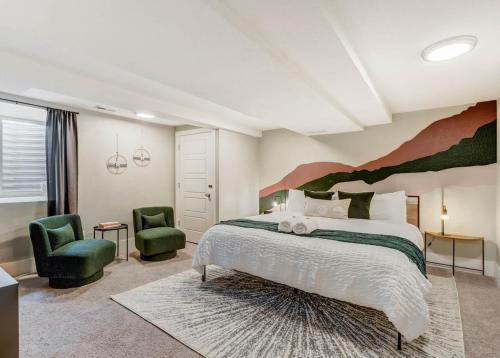 Central Colorado Springs Apartment | Institute Den Downtown Modern Basement Suite