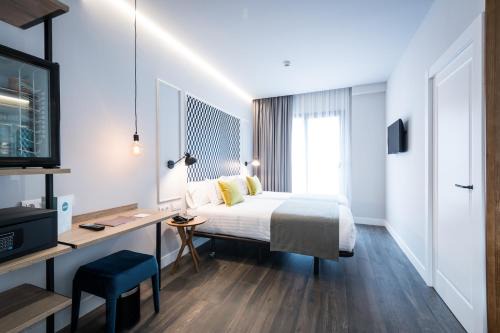 San Sebastian Centro Hotel | Intelier Victoria