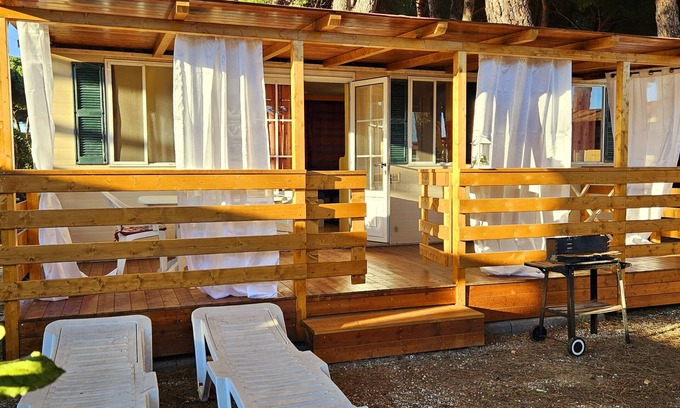 Ameglia House | INTERNATIONAL HOLIDAYS HOUSE POOL LERICI CINQUE-TERRE-LIGURIA-TOSCANA