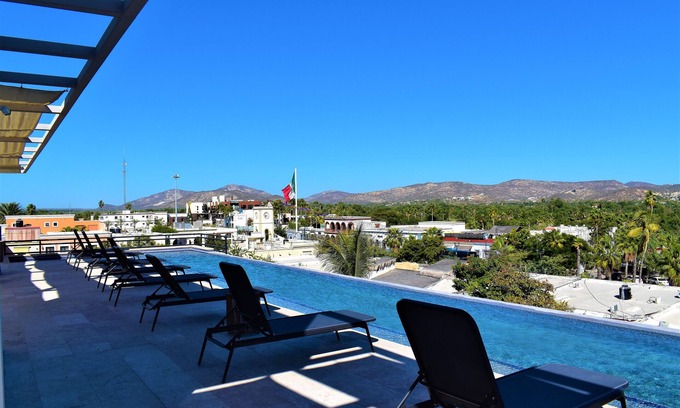 Downtown San Jose del Cabo Apartment | Intimate & Bright Studio w/Rooftop Pool in the Art District San Jose Del Cabo