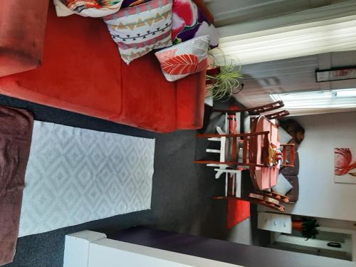Linwood Bed & Breakfast | Intrepid Bed and Breakfast Christchurch
