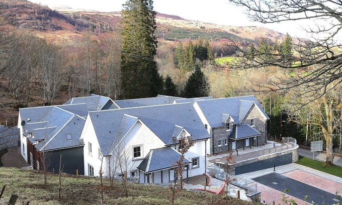 Killin House | Inverfinn, a 2 bedroom house in Killin, Stirling
