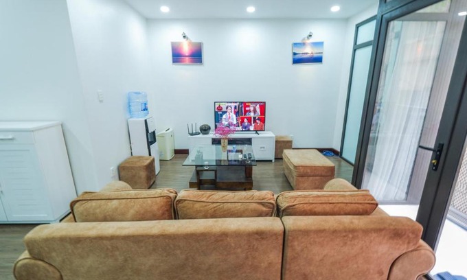 Ngoc Khanh Apartment | Investland - Kim Ma, Dao Tan, Street Near Daewoo, Lotte and Vinhomes Metropolis, One, Two Bdr