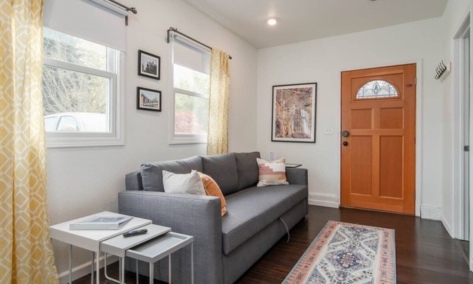 Kenton Apartment | #InvestREPM Historic Kenton Guest House