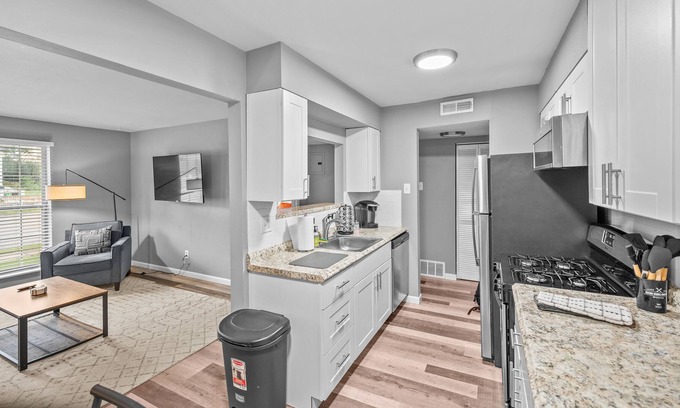 St. Charles Historic District Apartment | Inviting 2-Bedroom Escape Just a Short Walk to Main Street