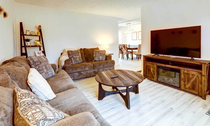 Frankfort House | Inviting Frankfort Home Near Bourbon Trail!