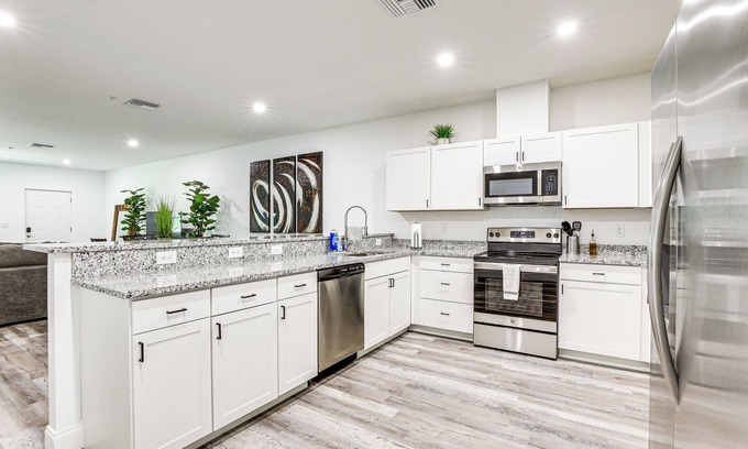 Memphis Condo | Inviting Palmetto Condo: 11 Mi to Beach!