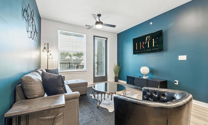 Westfield Apartment | IRIE Living Brand-New Lux 2BR 8 Min Grand Park