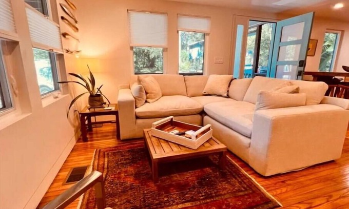 Folly Beach Apartment | Irie on Erie A
