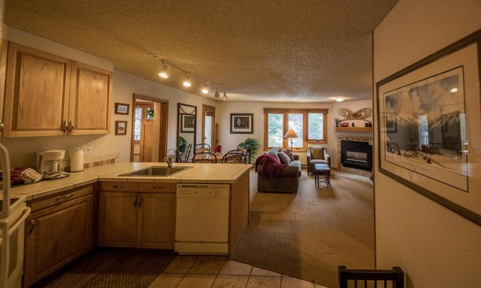 Winter Park House | Iron Horse Building D Unit 4104
