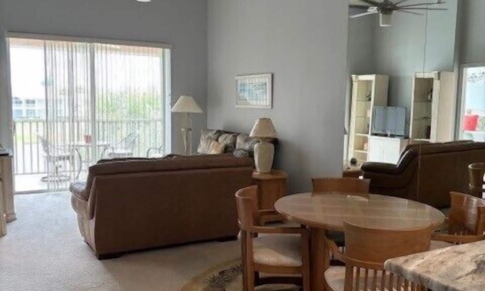 Tropical Cove Condo | Ironwood Inn at Lexington CC Golf Village