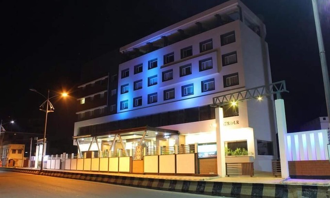 Bellary Hotel | iROOMZ Nakshatra-LR