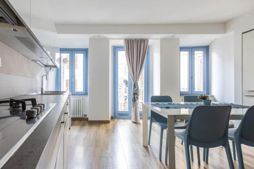 Lovere Old Town Apartment | IseoLakeRental - Palazzo Cinquecento