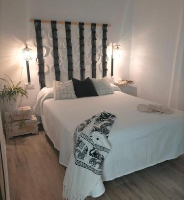 Zahora Apartment | Ishel Trafalgar