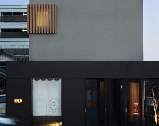 Kanazawa Apartment | Ishizue TABI-NE