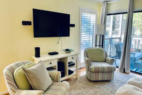 Atlantic Beach Apartment | Island Beach & Racquet Club G106
