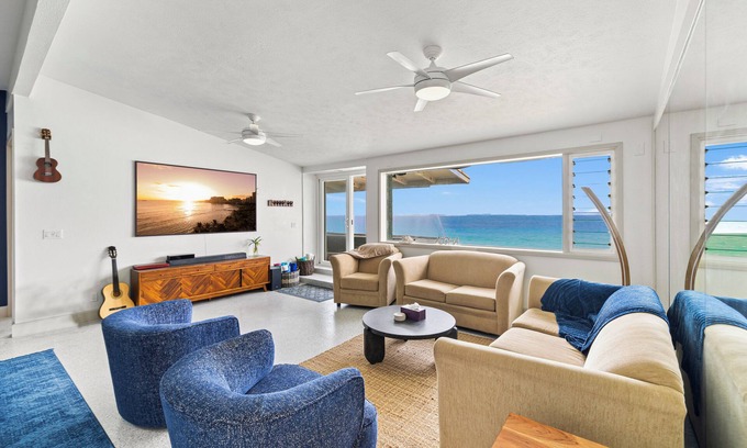 Waialua House | Island Bungalow with Private Beach, AC, Parking, WIFI, King Beds.