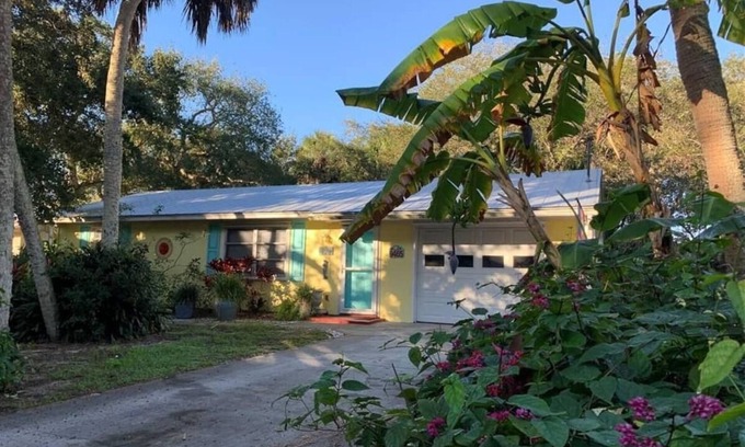 Wabasso Beach House | Island Cottage: A Short Walk to the Beach