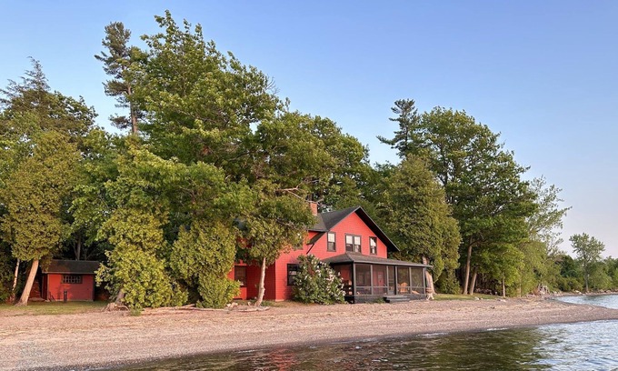 Isle La Motte House | Island Escape - Vintage Summer Camp on Lake Champlain