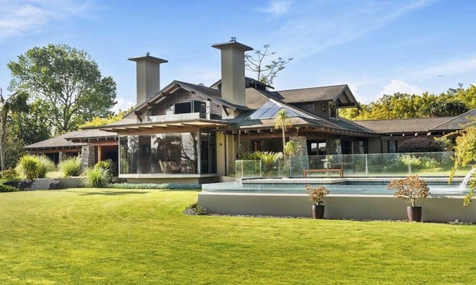 Whakamarama House | Island Life in the Bay - Te Puna Point Retreat