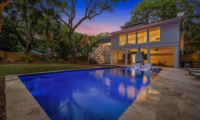 Isle of Palms House | Isle of Palms: Private pool, pets allowed!