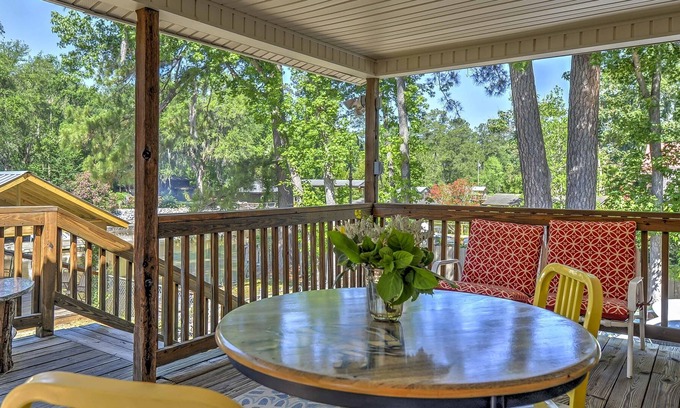 Midway House | Isle of Wight Tri-Level Home w/ Private Boat Dock!