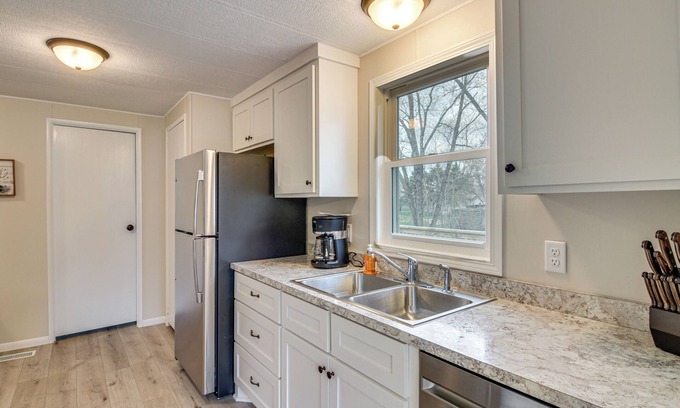 Isle House | Isle Vacation Rental w/Nearby Lake Access!
