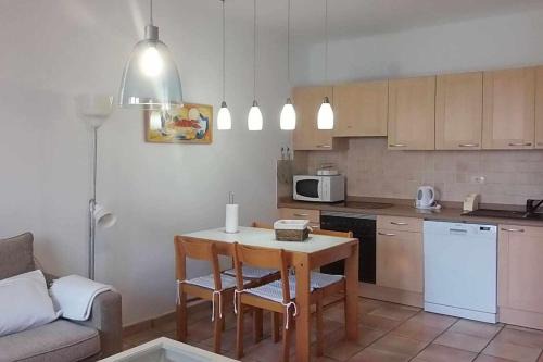 Caleta de Famara Apartment | Islote House