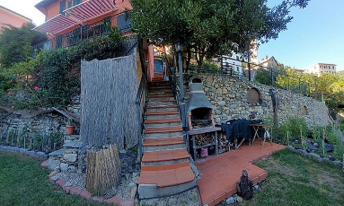 Castiglione Chiavarese Villa | Entire villa "Ma Se Ghe Pensi" near Sestri Levante - Portofino - 5 Terre