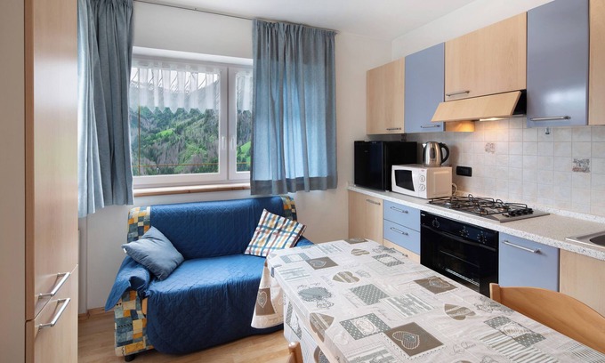 Livinallongo del Col di Lana Apartment | Apartment 'Col Di Lana' with Mountain View, Shared Garden and Wi-Fi