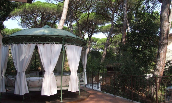 Marina di Castagneto Carducci Apartment | Nice apartment for 8 guests with WIFI, TV, patio and parking