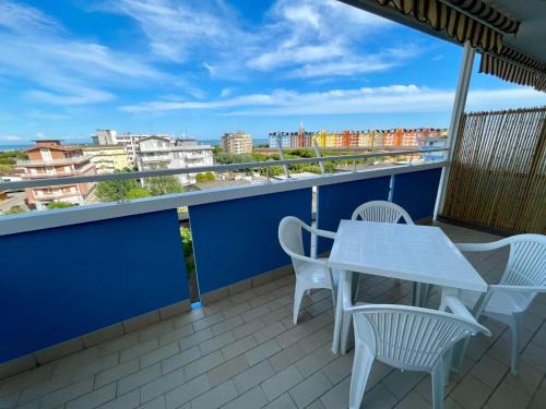 Porto Santa Margherita Apartment | Comfy flat for four-Beahost