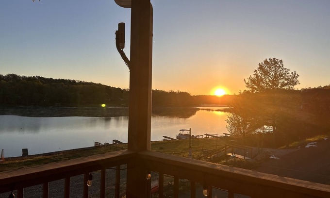 Jones Mills House | It’s summertime! Come relax at Tranquil Lake Catherine townhome