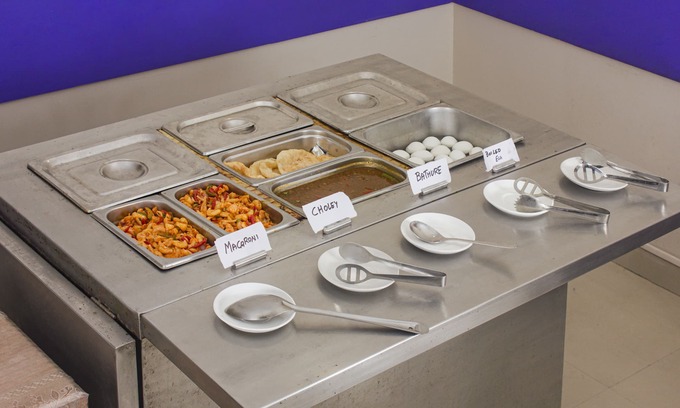 Mathura Hotel | Itsy Hotels Anjali Mahal 500, Mtrs From Mathura Railway Station