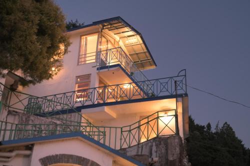 Mussoorie House | Jaadooghar Rainbow Farms