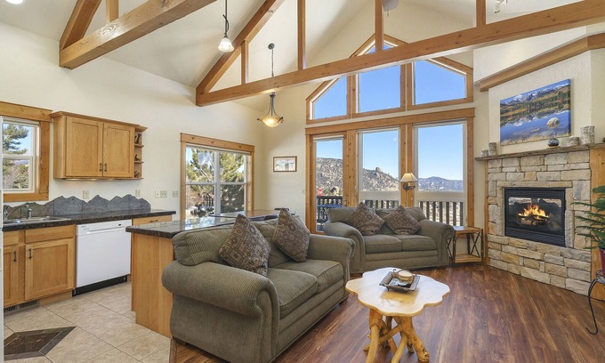 Estes Park Condo | Jackstraw Mountain 32 - 2 Br Condo with Marys Lake and Mountain Views