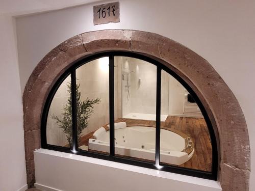 Ribeauville Apartment | Jacuzzi des Tanneurs
