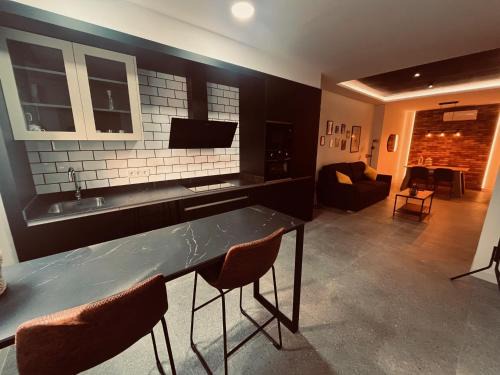 Almeria Centro Apartment | Jacuzzi & Relax Almería Juzgados