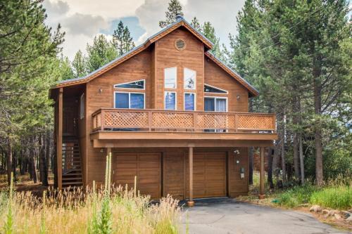 Truckee House | Jade House