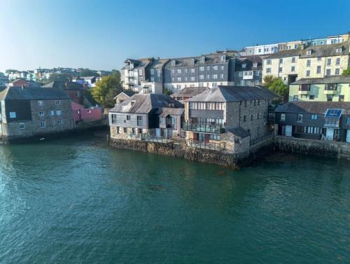Mylor Churchtown House | Janes Court, Packet Quays