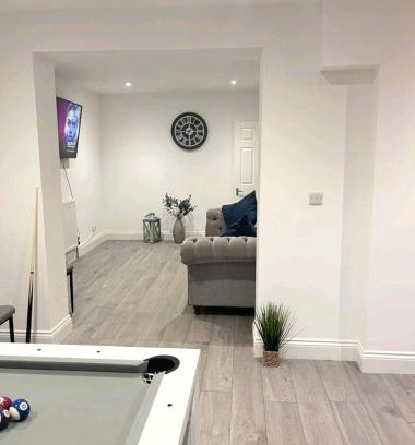 Broad Green Apartment | JB Stays Therapia