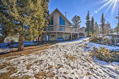 Indian Mountain House | Jefferson Cabin with Hot Tub Ski, Hike, Bike!