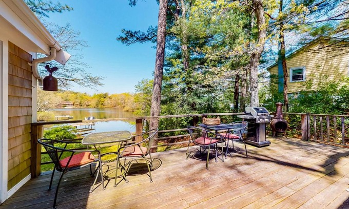 East Falmouth House | Jenkins Ponderosa