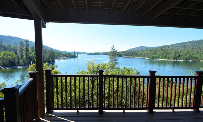 Bass Lake Apartment | Jennings Lakeside Layover Lake Front