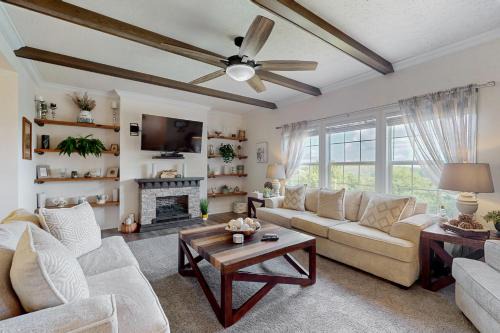 Newland House | Jennings Roost