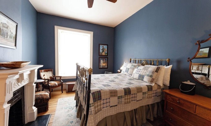 Cimarron Hotel | Jesse James - Historic Hotel